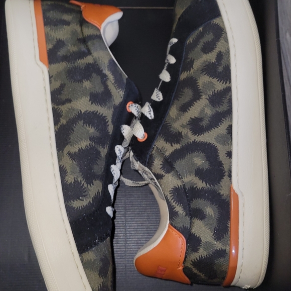 Coach low top camo shoe - Picture 5 of 9